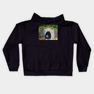 Tunnel to the sea Newport RI Cliff Walk Kids Hoodie